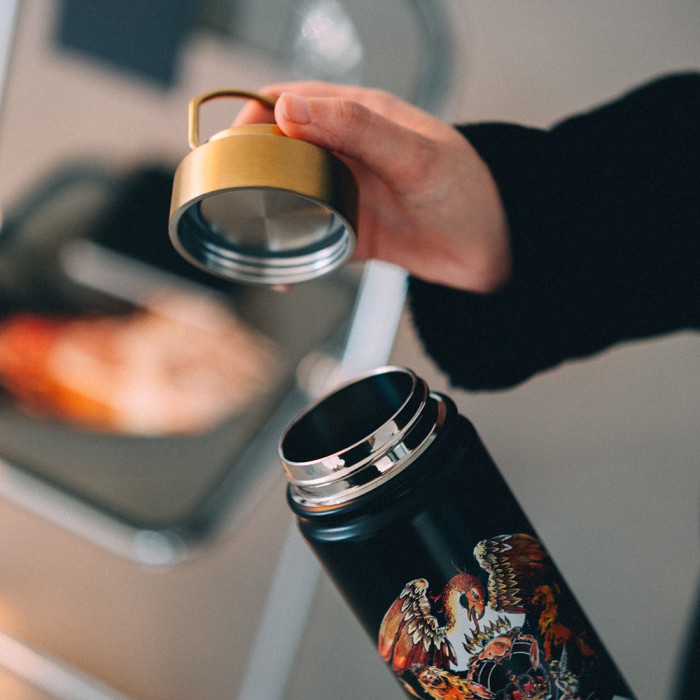 Μεταλλικό Μπουκάλι Hot&Cold 550ml QUEEN