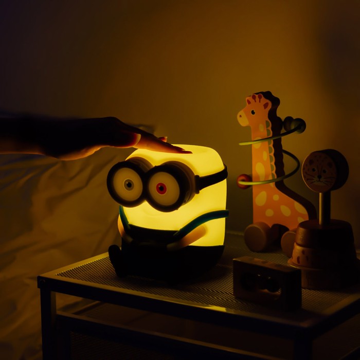 Φορητό Φωτιστικό Squishy MINIONS
