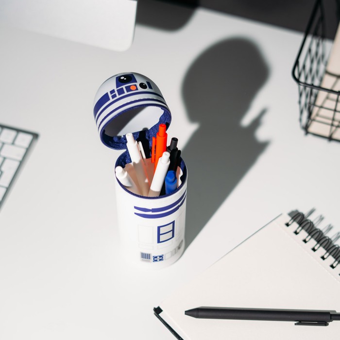 Κασετίνα Σιλικόνης 3D 18εκ STAR WARS R2-D2