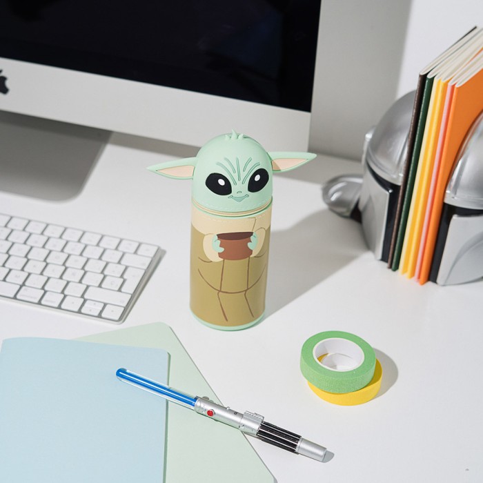 Κασετίνα Σιλικόνης 3D 18εκ STAR WARS THE MANDALORIAN AND GROGU The Child Grogu