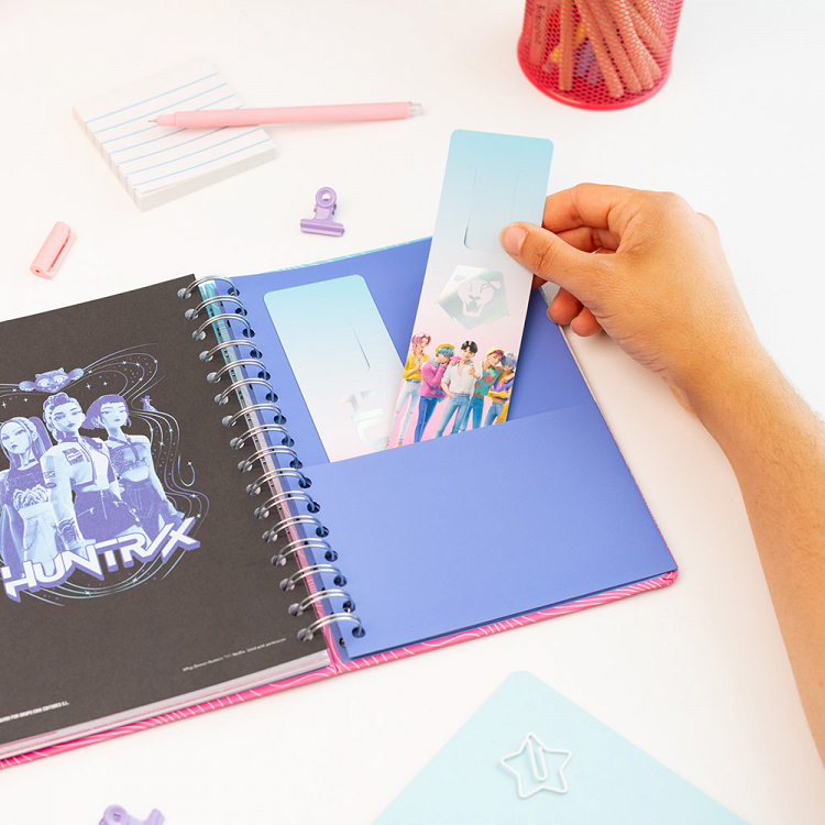 Hardcover Wire-O School Week to View Agenda 12 Months 2026/2027 15X21cm K-POP DEMON HUNTERS