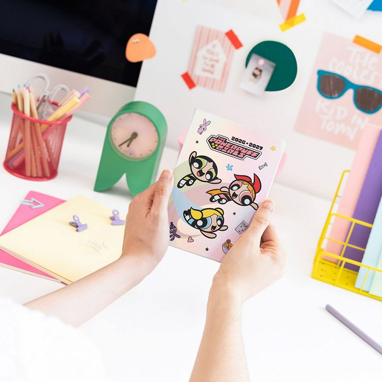 Hardcover School Weekly Agenda 17 Months 2026/2027 11x15,5cm THE POWERPUFF GIRLS