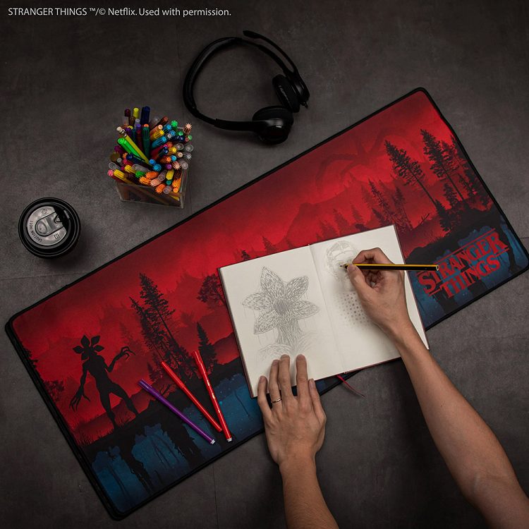 Gaming Pad / Σουμέν XL 35Χ80εκ NETFLIX STRANGER THINGS Upside Down