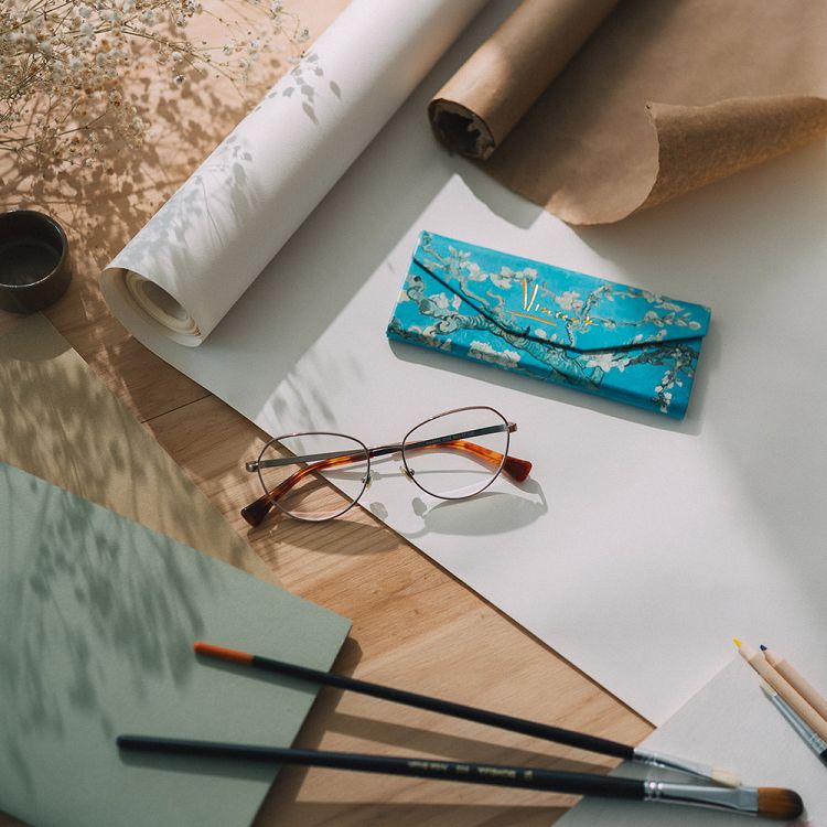 Triangle Glasses Case VAN GOGH MUSEUM
