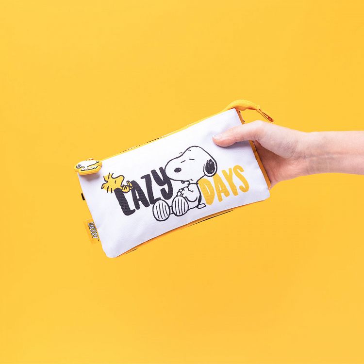 Triple Pencil case 22cm SNOOPY Lazy Days