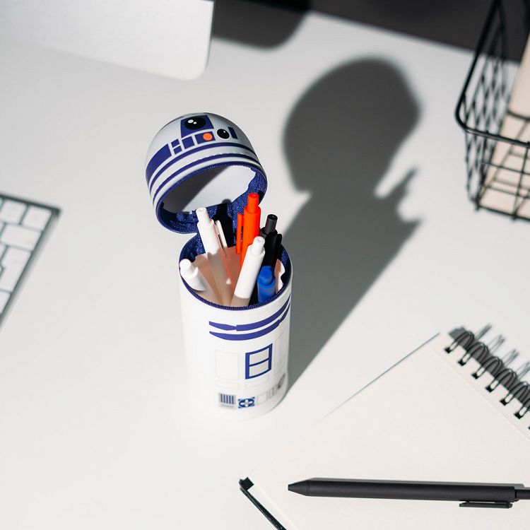 3D Pencil Case 18cm STAR WARS R2-D2