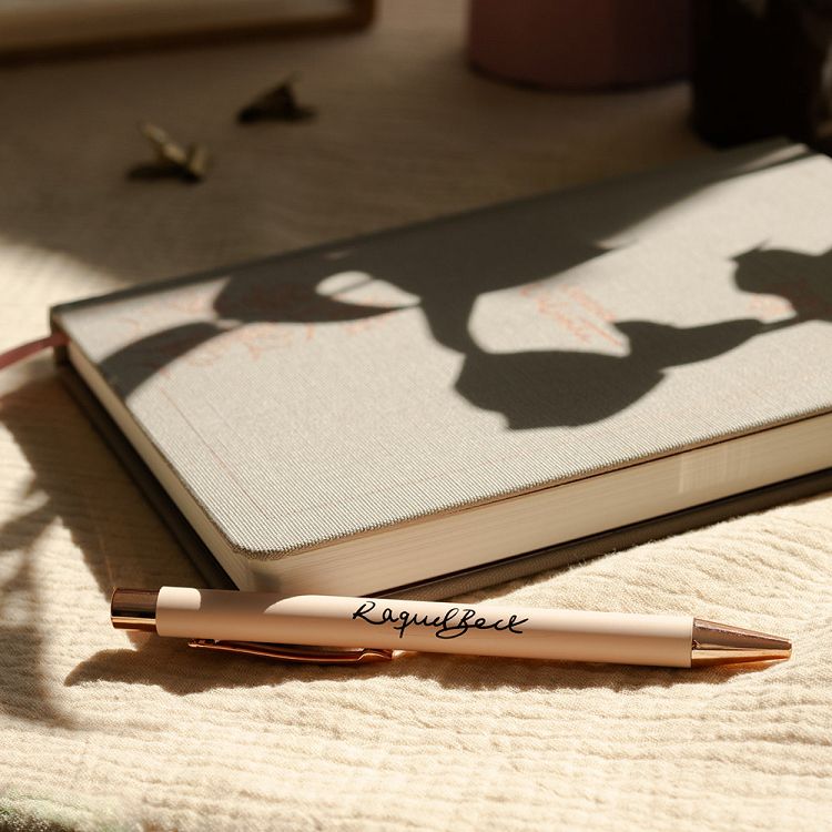 Premium Notebook A5 with 96sh of 100gr and Pen RAQUEL BECK