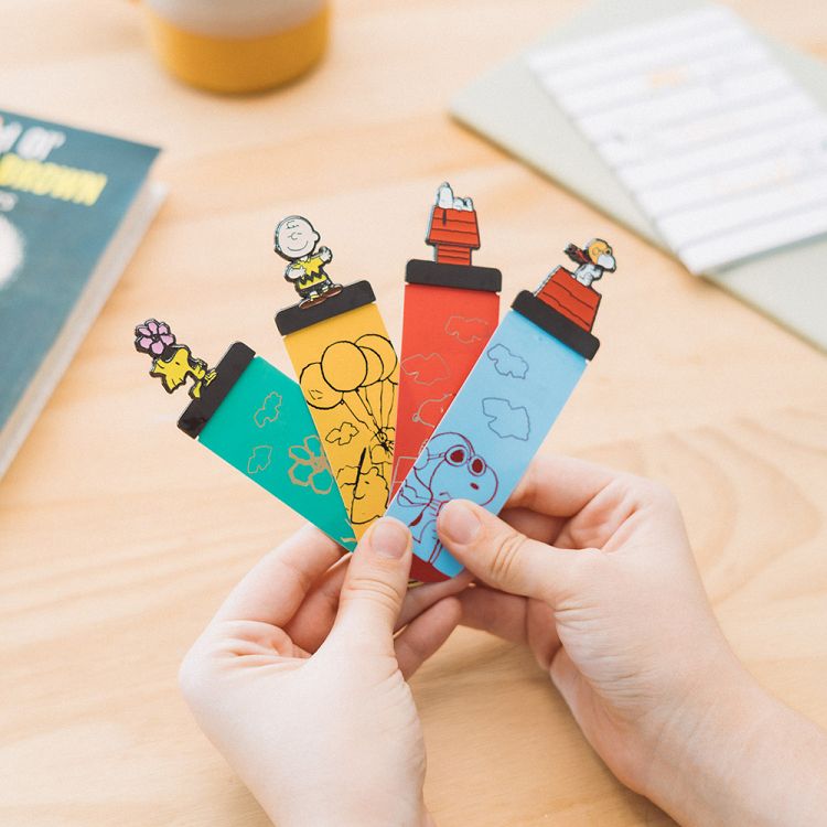 Set of 4 Bookmarks SNOOPY