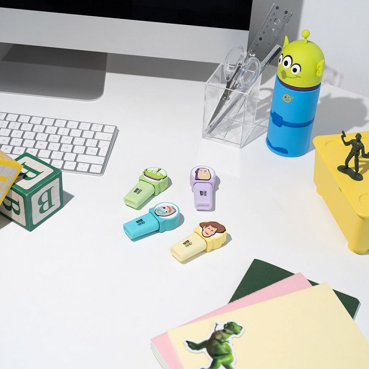 Set of 4 Highlighters with 3D Topper DISNEY PIXAR TOY STORY