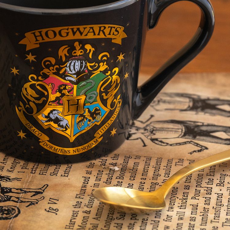 Premium Mug 444ml HARRY POTTER Hogwarts