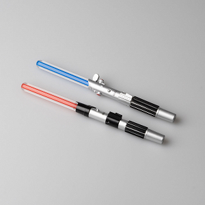 Σούπερ Σετ με 2 Στυλό-Φωτόσπαθα STAR WARS Luke Skywalker & Darth Vader