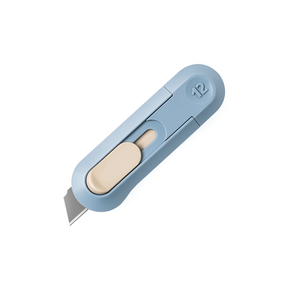 Plastic Cutter 8cm DELI