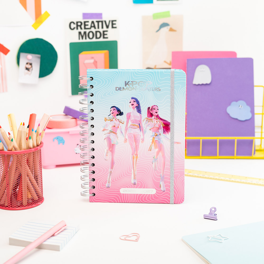 Hardcover Wire-O School Week to View Agenda 12 Months 2026/2027 15X21cm K-POP DEMON HUNTERS