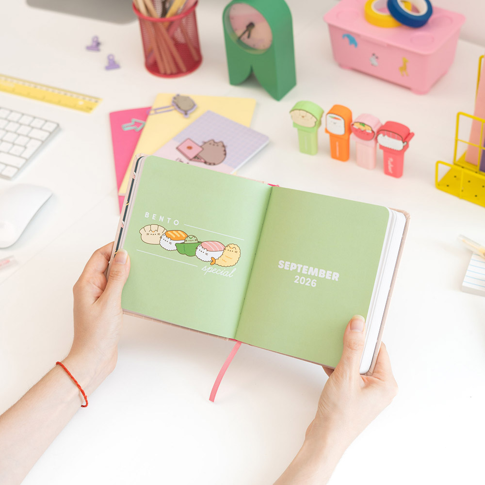 Hardcover School Daily Agenda 11 Months 2026/2027 14X16cm PUSHEEN
