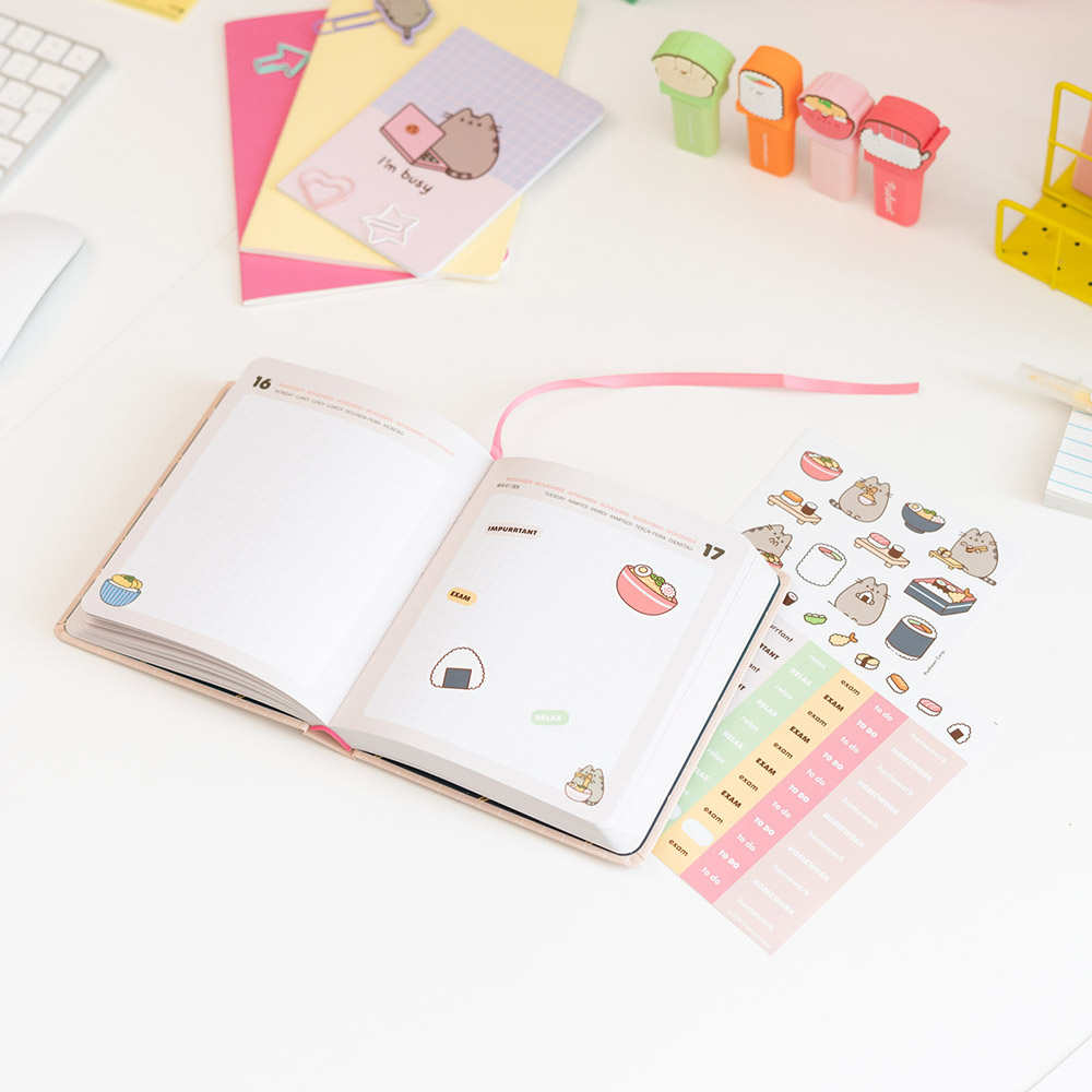 Hardcover School Daily Agenda 11 Months 2026/2027 14X16cm PUSHEEN