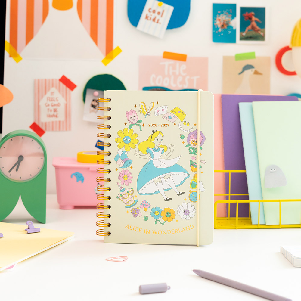 Academic Diary Week to View 2026/2027 12 Months A5/14.8Χ21cm DISNEY Alice in Wonderland