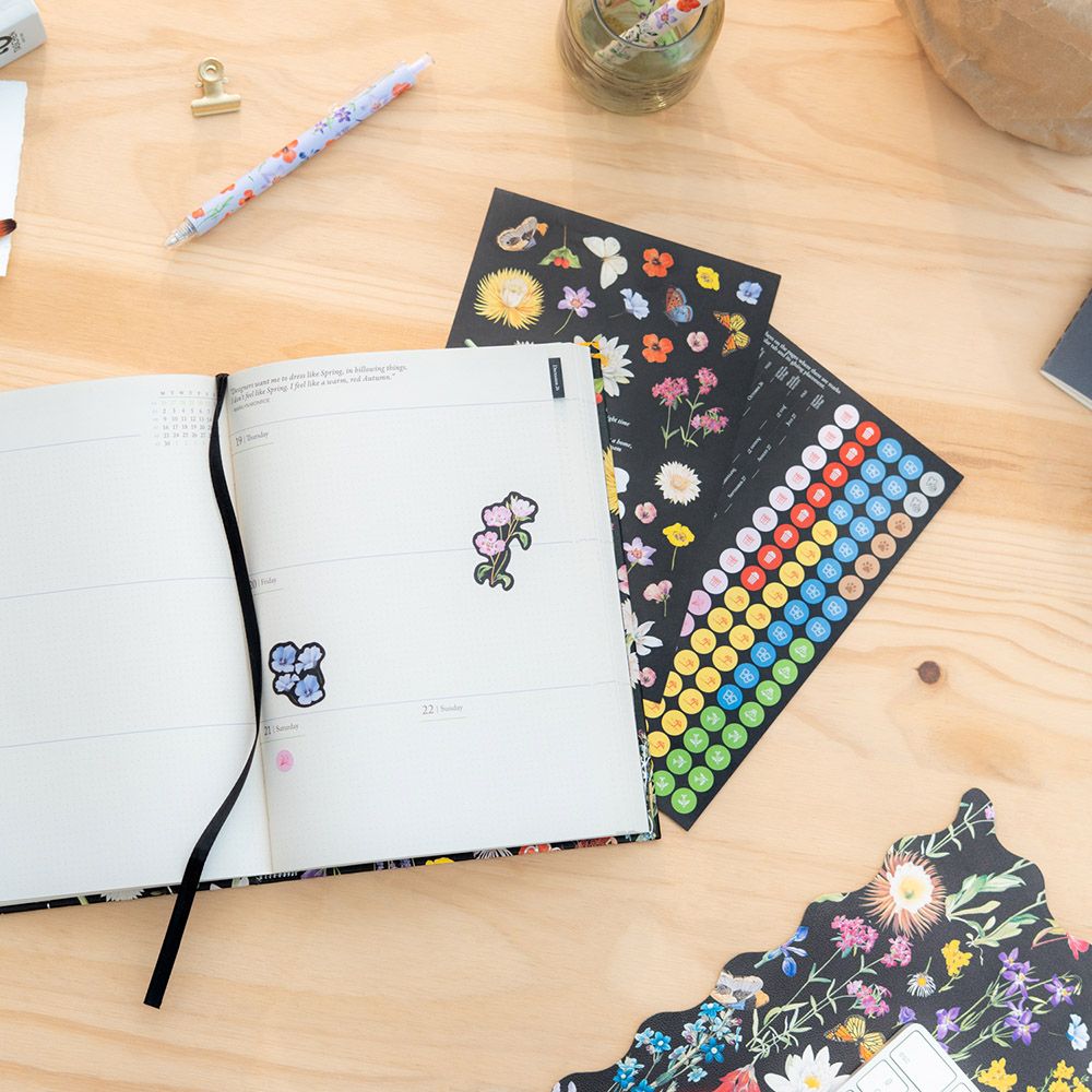 Hardcover School Weekly Agenda 17 Months 2026/2027 A5/15X21cm SLEEPLESS GARDEN