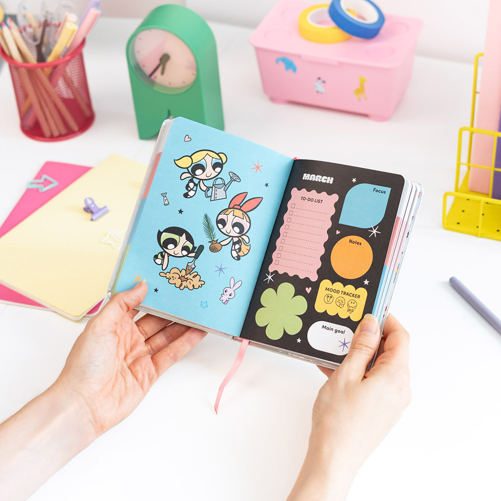 Hardcover School Weekly Agenda 17 Months 2026/2027 11x15,5cm THE POWERPUFF GIRLS