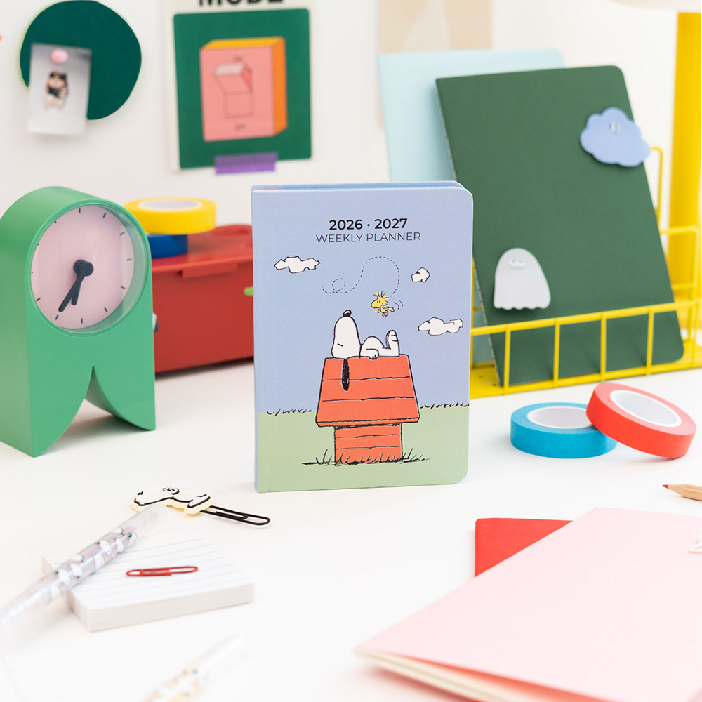 Hardcover School Weekly Agenda 17 Months 2026/2027 11x15,5cm SNOOPY