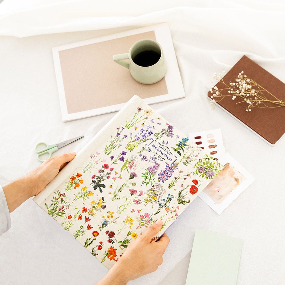 Photo Album 24X32cm with 30 Self-adhesive Sheets WILD FLOWERS
