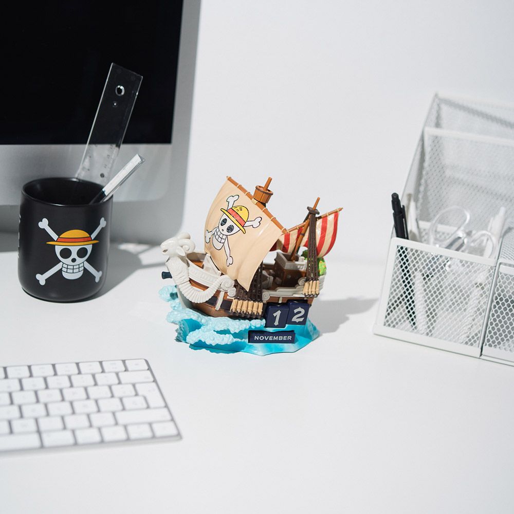 Perpetual 3D Calendar 16cm NETFLIX ONE PIECE Going Merry