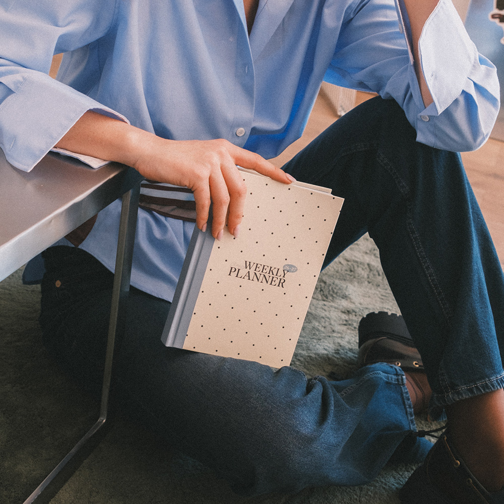 Premium Weekly Acadenic Diary 2026/2027 12 Months 15X21,5cm GAIA CLOUD DOTS by Kokonote