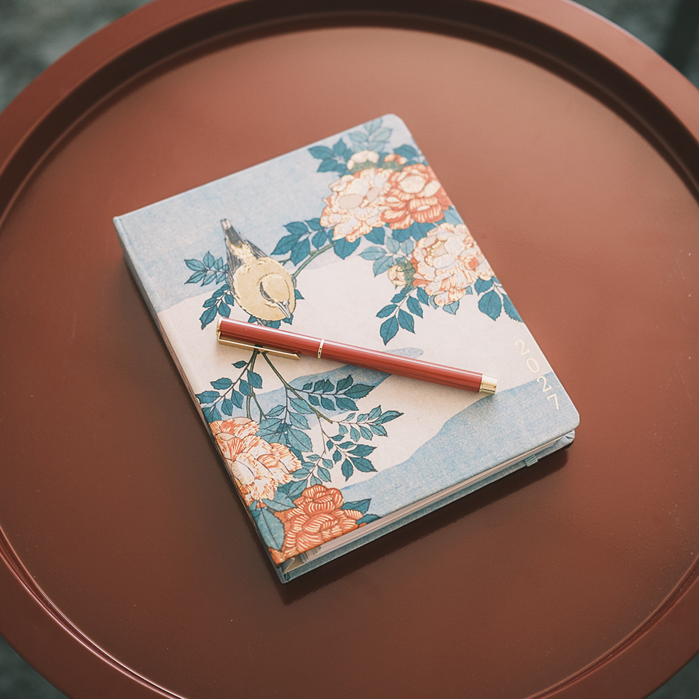 Premium Weekly Diary 2026/2027 17 Months 16.5x20cm IDOLE HOKUSAI by Kokonote