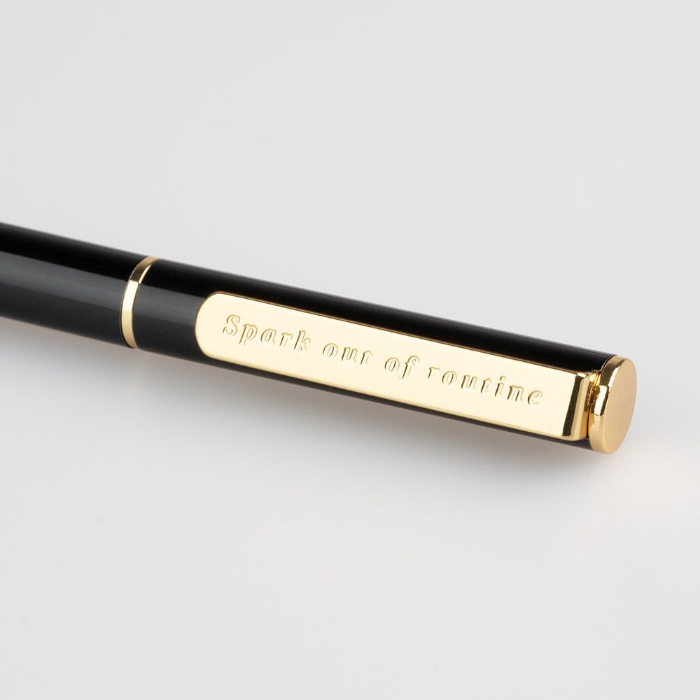 Ballpoint Pen 0,70mm KOKONOTE BASIC STUDIO Back to Black with Gold Plated Finish