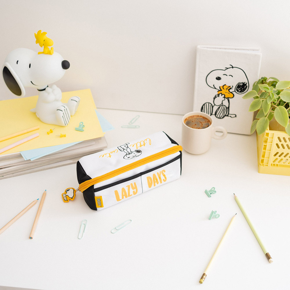 Double Rectangular Case SNOOPY Lazy Days