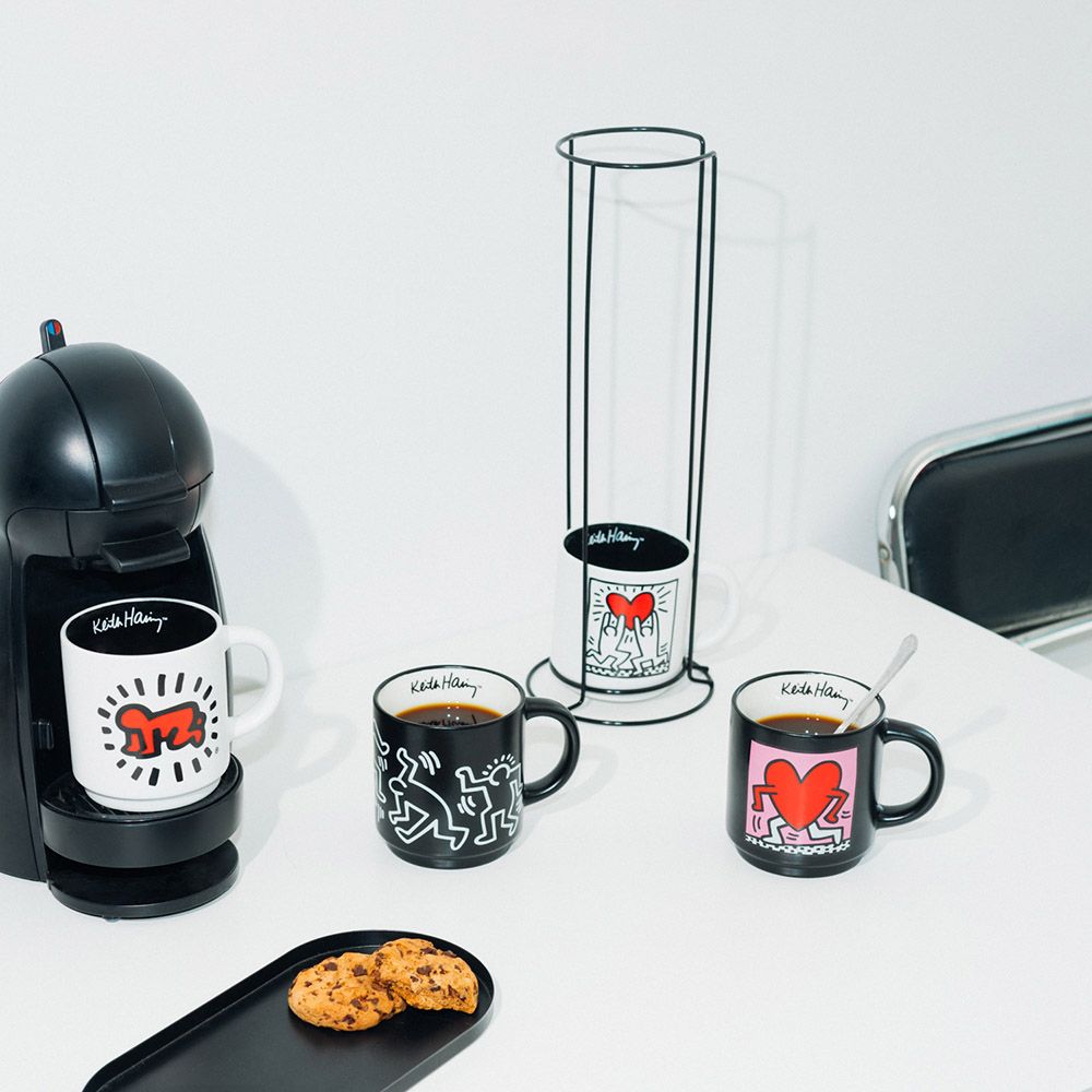 4 Mugs Set in Metallic Display KEITH HARING