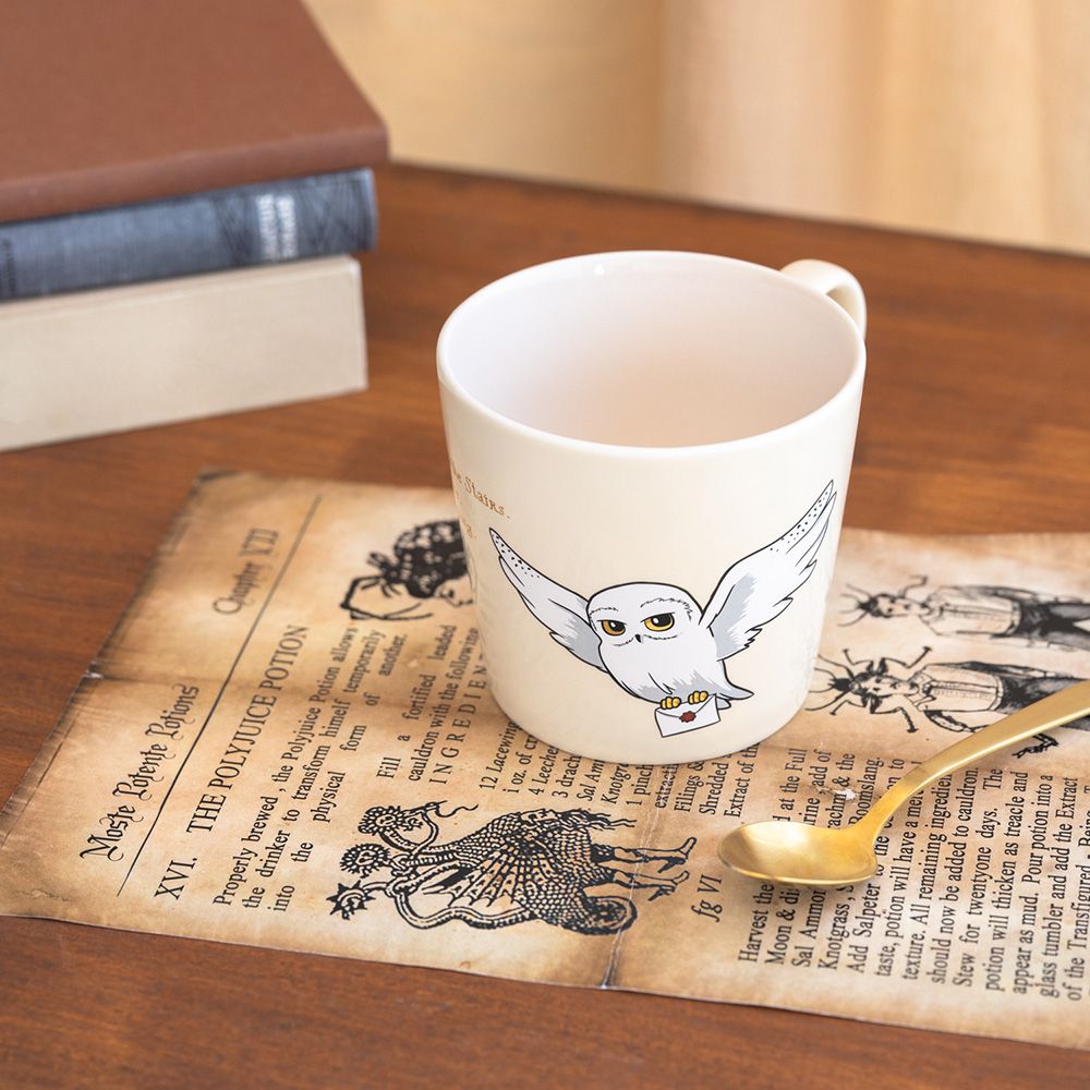 Premium Mug 444ml HARRY POTTER Hedwig